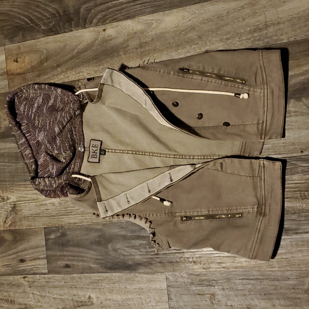 BKE vest